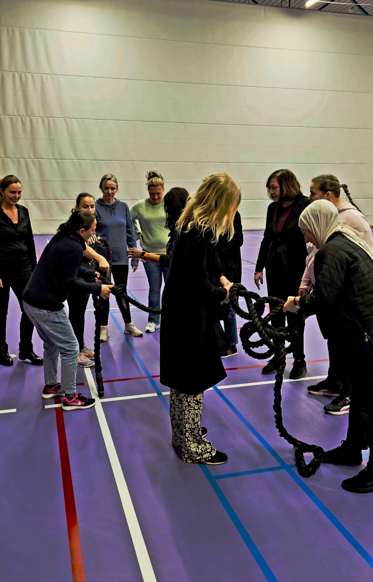Parnassia teambuilding — samenwerking met touw
